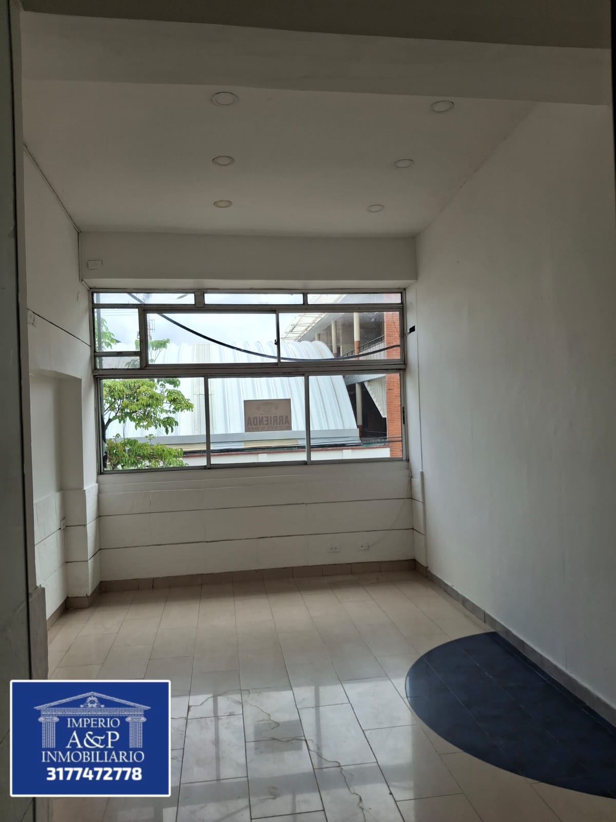 SE ARRIENDA LOCAL COMERCIAL - Imagen 1