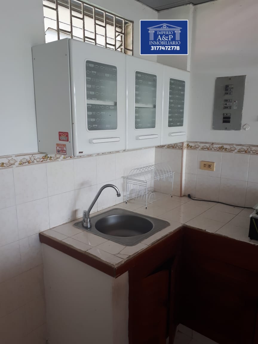 SE ARRIENDA APARTA ESTUDIO EN CONJUNTO. - Imagen 3