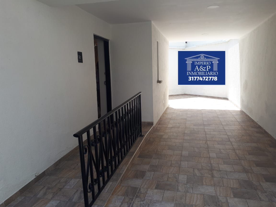 SE ARRIENDA CASA COMERCIAL - Imagen 2