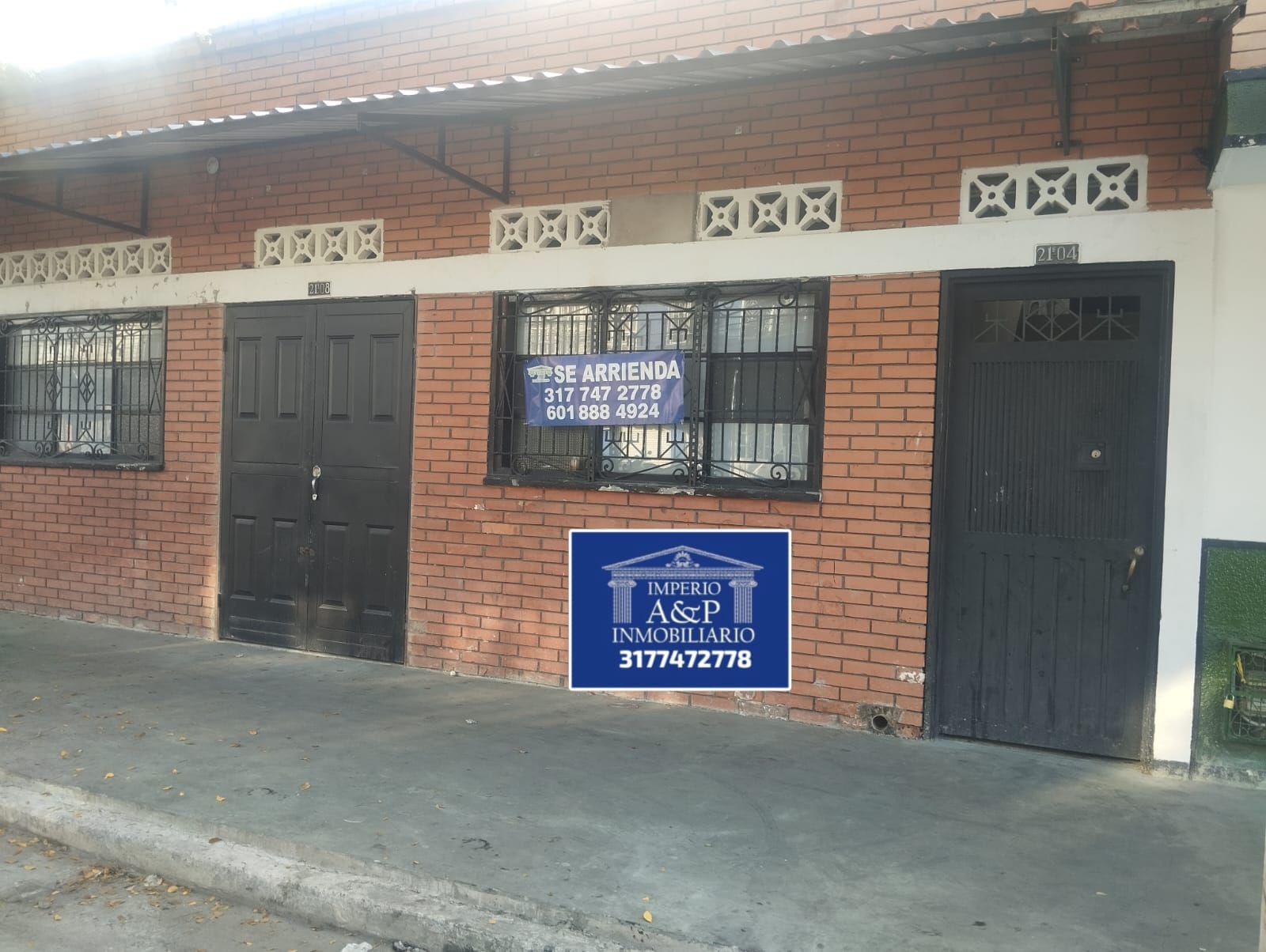 SE ARRIENDA LOCAL COMERCIAL