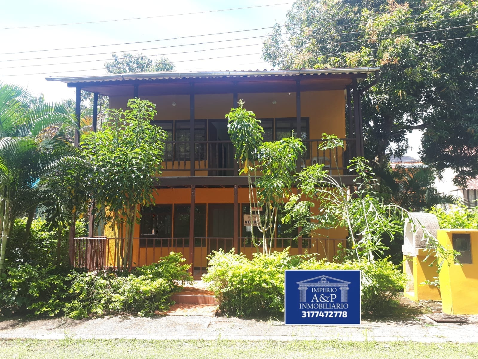 SE VENDE CASA EN EL CARMEN DE APICALA