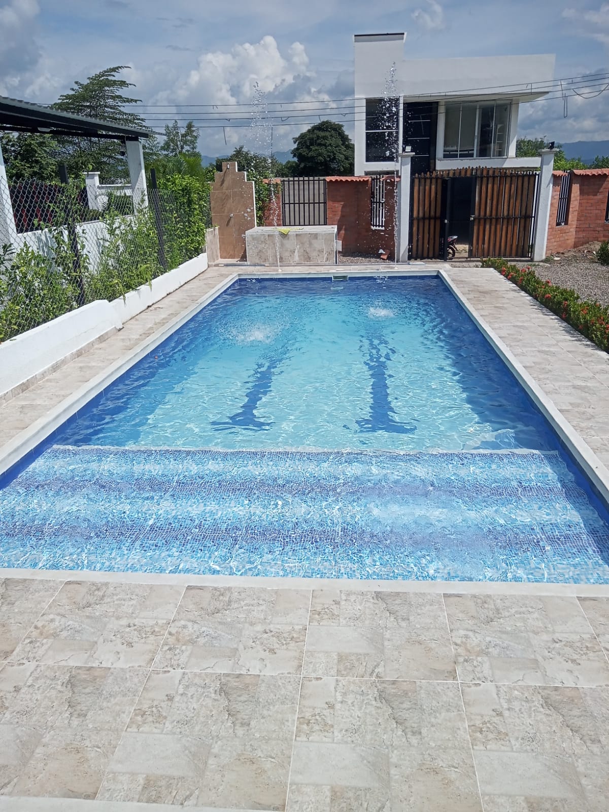 SE VENDE CASA CAMPESTRE AMOBLADA EN RICAURTE CUNDINAMARCA - Imagen 3