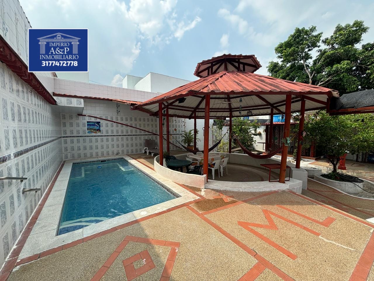 SE VENDE CASA EN EL CARMEN DE APICALA