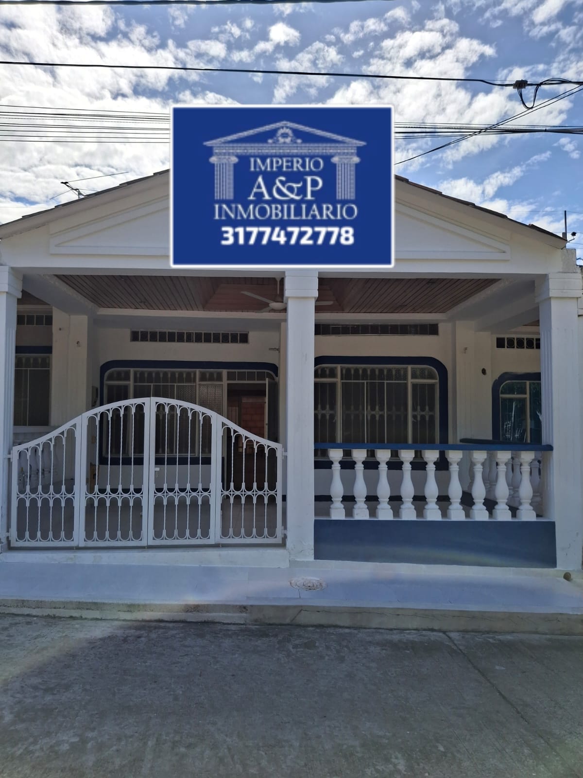 SE VENDE CASA EN CONJUNTO GIRARDOT CUND.