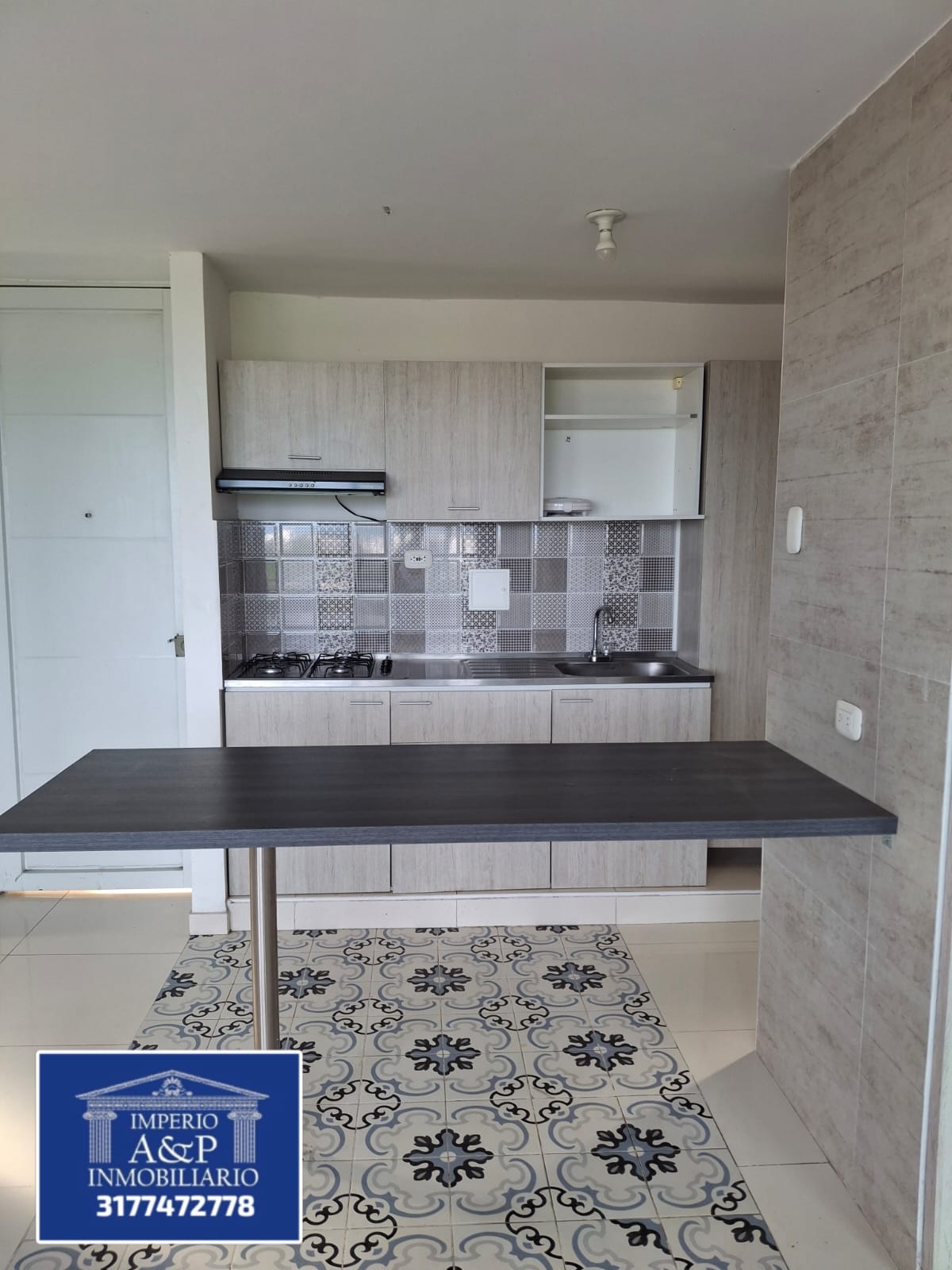 SE VENDE APARTAMENTO EN CONJUNTO GIRARDOT CUND.