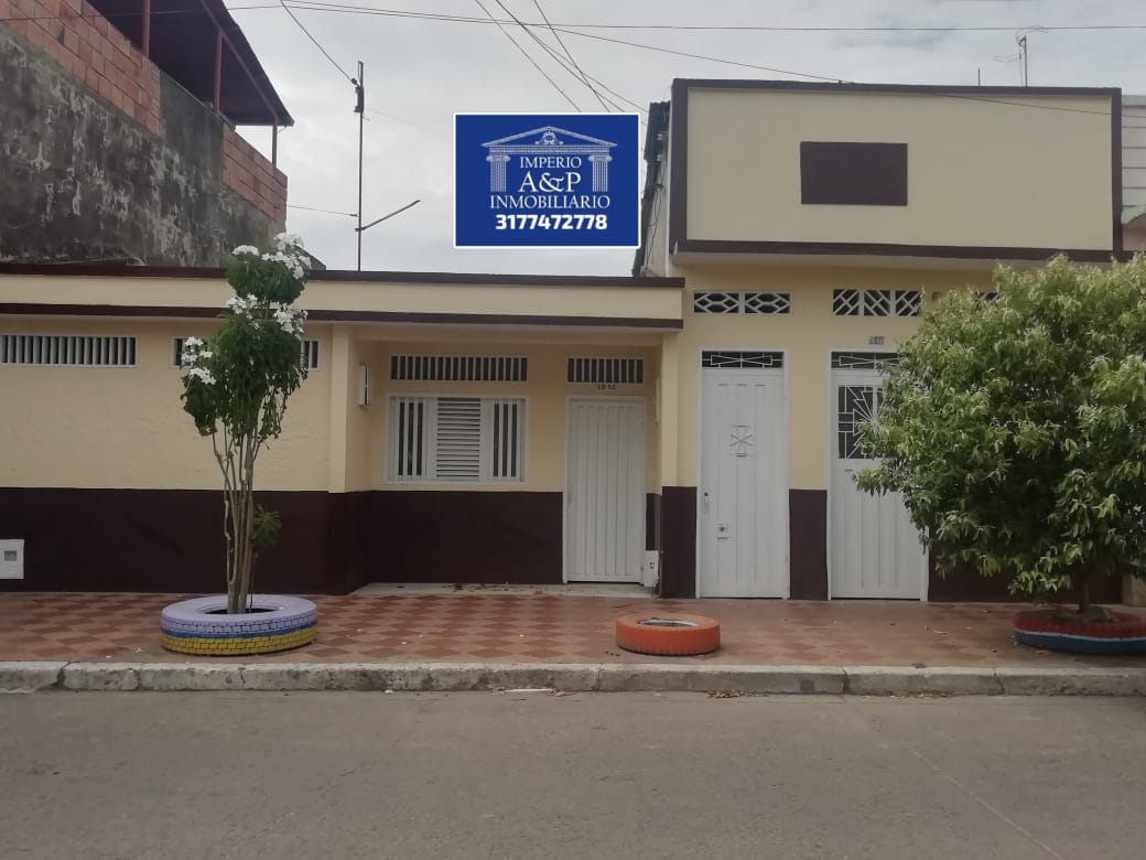 SE ARRIENDA CASA COMERCIAL O RESIDENCIAL